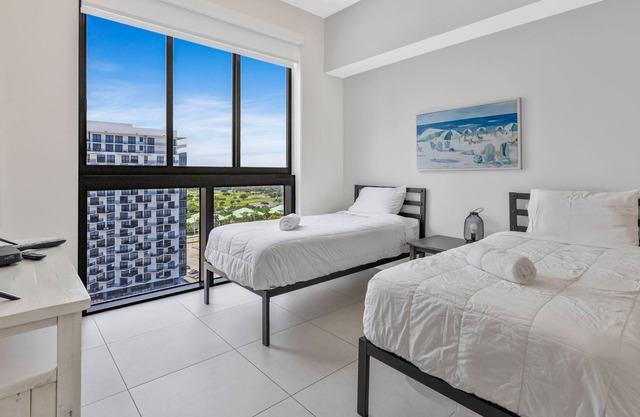 Modern Studio in the heart of Downtown Doral