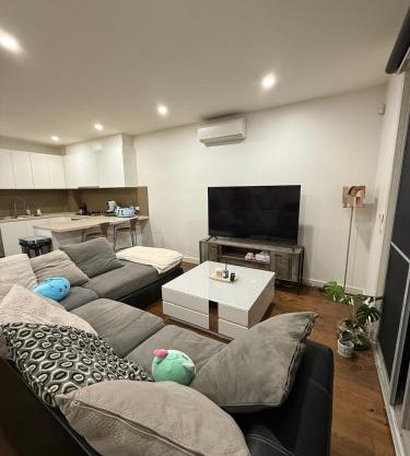 Modern Stylish Comfort at Prime Camberwell Retreat