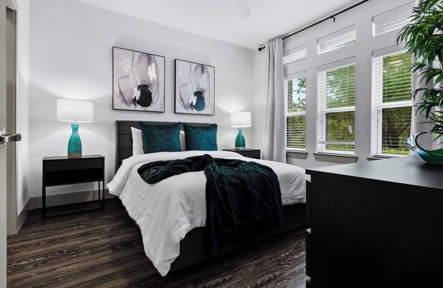 Modern Stylish Suite Luxe Serenity