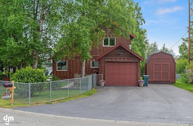 Modern & Unique South Anchorage Home