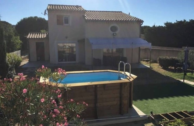 Modern villa between Avignon and Uzés