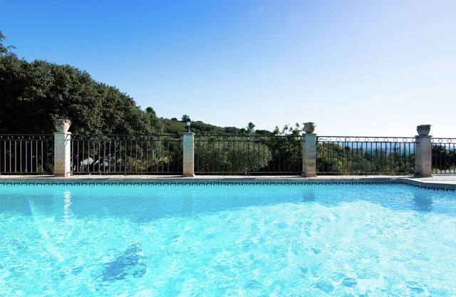 Modern Villa with Private Swimming Pool in Lédenon