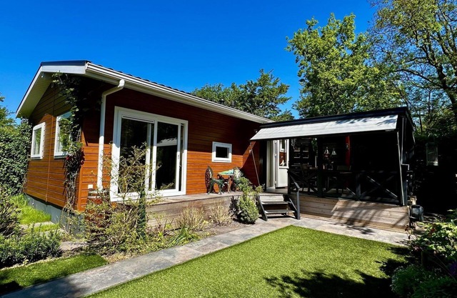 Modernes Chalet im Park Campanula mit Schönem Garten mit Privatsphäre, 2 Personen, Wlan, Haustier Wilkommen