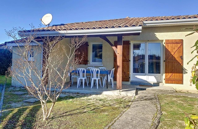 MOLIETS PLAGE, nice villa 2 steps from the beach