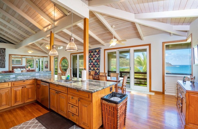 Moloa'a Bay Estate with 2 Homes Steps from Ocean