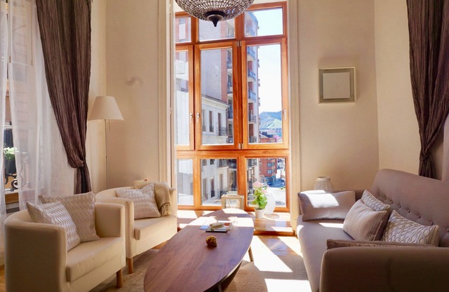 Monappart Cristo Historic Apartment with Parking