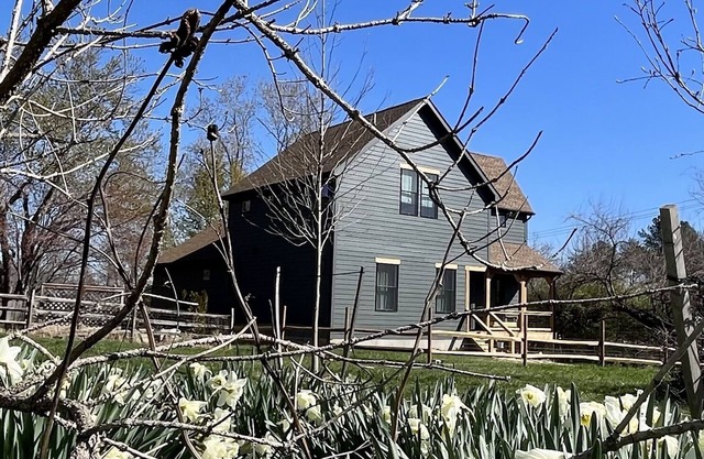 Month to month 4br - Downtown Crozet
