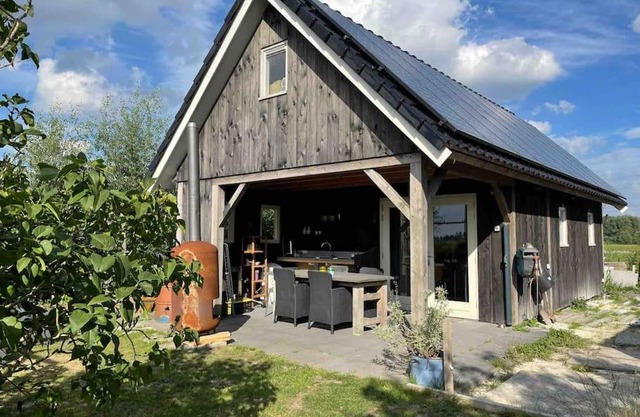 Mooie schuur appartement in Den Horn