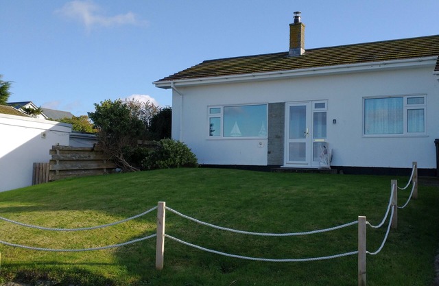 Mor Gwyns Port Isaac - sleeps 6 + parking & welcome dogs