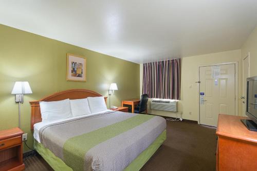 Motel 6-Livingston, TX