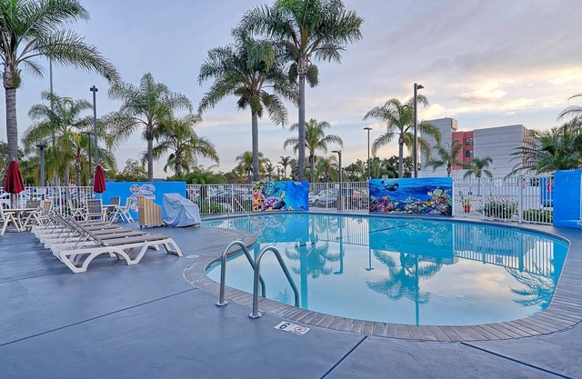 Motel 6 Los Angeles, CA - Los Angeles - LAX