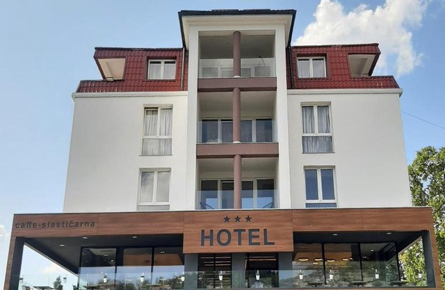 Motel Bajra