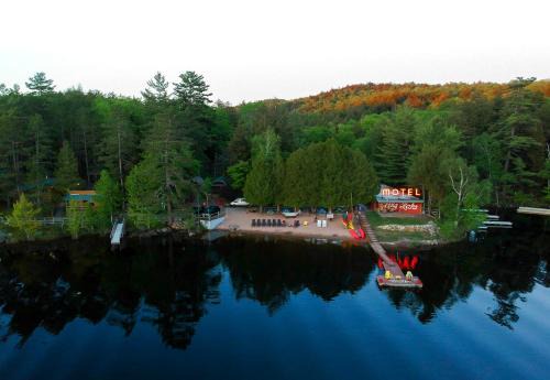 Motel Long Lake and Cottages