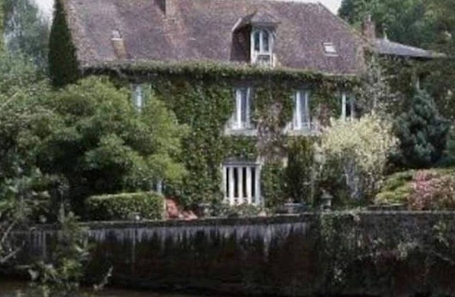 Moulin Grand, exceptional site, 2 bedrooms, river park