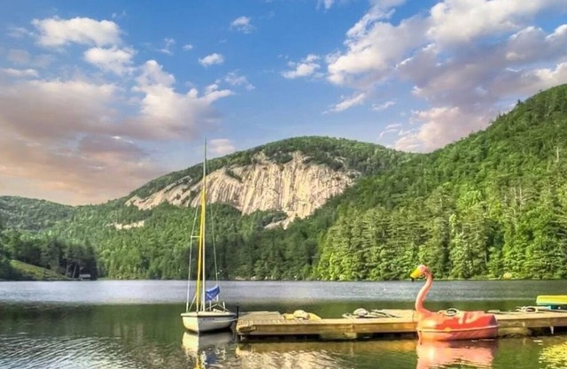 Mountain Condo Steps Away From Fairfield Lake, Minutes from the Amenities