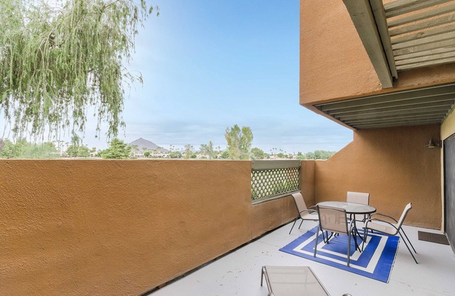 Mountain & Golf Course VIEWS Villa - Ground Floor & Remodeled. Top Rated Views!