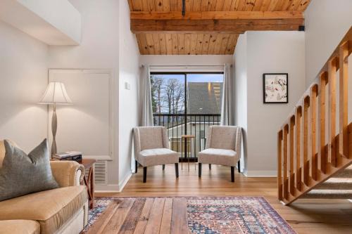 Mountain Inn Lodge 59 with Wintergreen Advantage