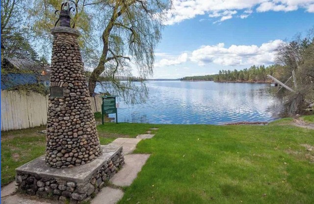 Mountain Lake House - summer fun at the lake and outdoor activities year round!