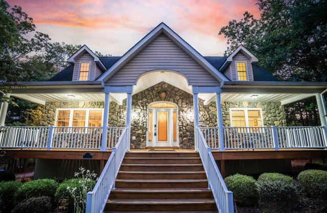 Mountain Resort Hideaway for Family, Golf, Hiking and reunions