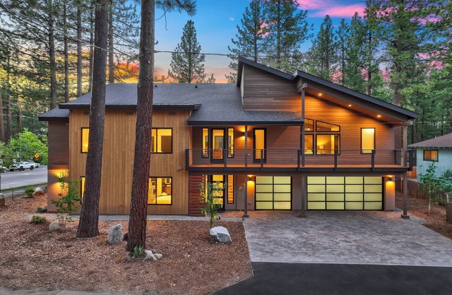 Mountain Trail Lodge at Ski Run