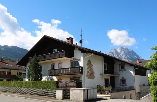 Mountain View Apartment