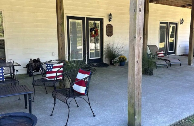 Mountain View 5 Queen Bedrooms WiFi FirePit BBQ