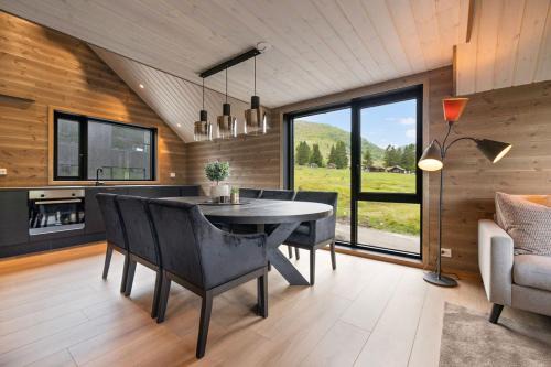 Mountain View Apartment - penthouse