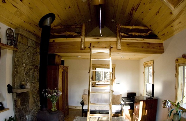 Mountain View Chalet - Fantastic Views and Privacy