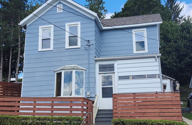 MOUNTAIN VIEW HOUSE, 2-minute walk to downtown