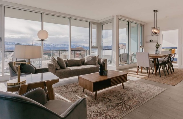 MOUNTAIN VIEW ✧ SLEEPS 4 | CLOSE TO KGH/UBCO ✧