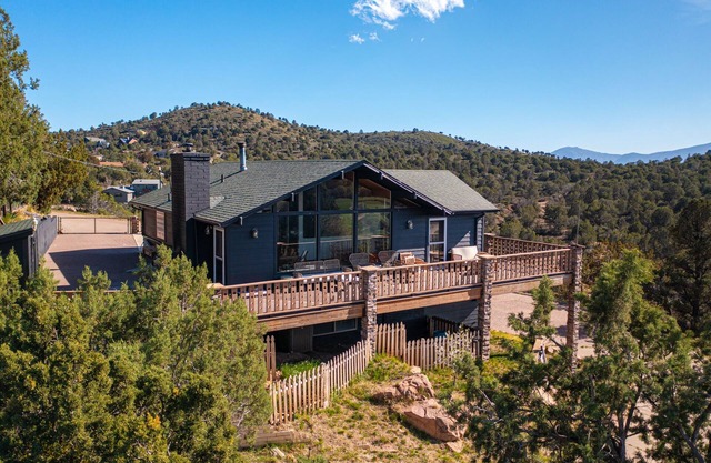 Mountain Views at Rim Country Chalet