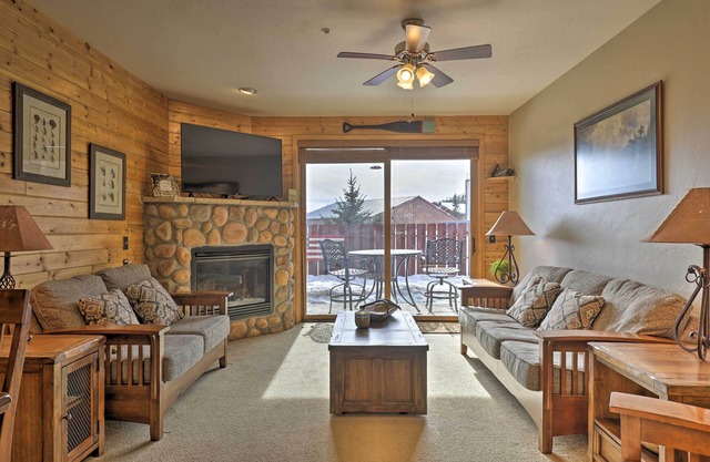 Mountainside Grand Lake Condo w/Patio!