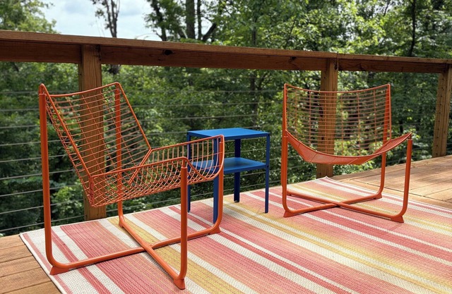 Mountainside Modern Cabin Tree Vista View Deck - Sleeps 10 MTB HIKING GOLFING