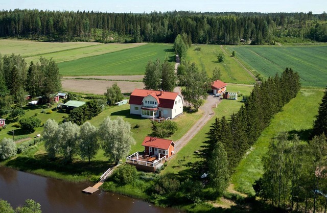 Mustijoenranta by Interhome