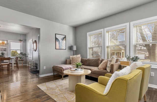 Mysa Home 2- 3bd/2ba downtown Appleton w/firepit