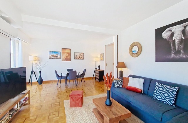 N&J - TROPI AZUR - Terrace - Place du Pin