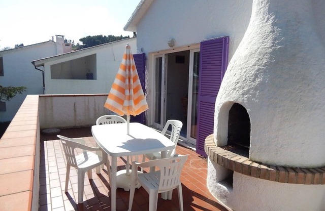 N114 - Numana, three-room apartment with sea view terrace