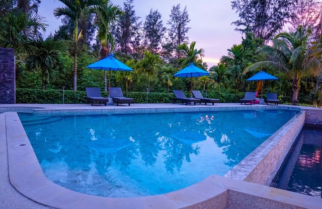 Na Vela Village - Adults Only