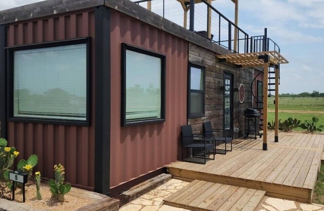 Napa Valley Station | Rooftop Patio | 1BR