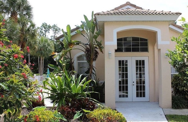 Naples Finest - 30-day min. - Safe and clean community.