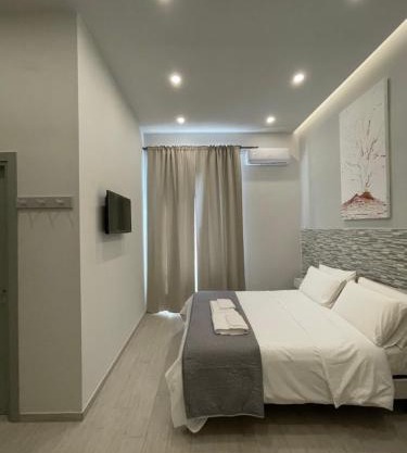 Naptown Rooms