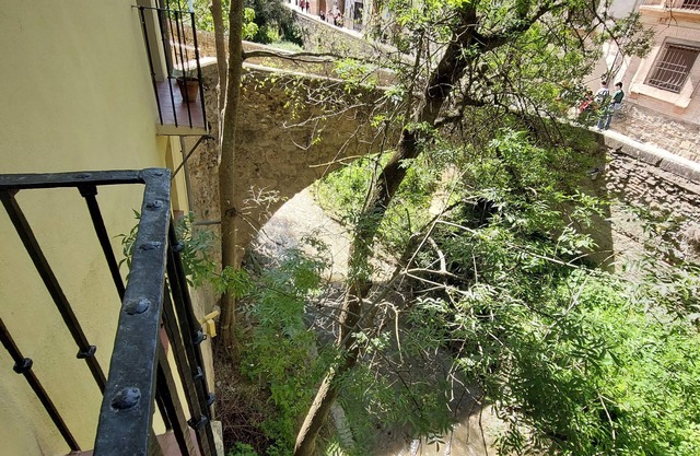 Naturaleza, Historia y Centro Ciudad: Tu Balcón al más Bello Paraje de Granada