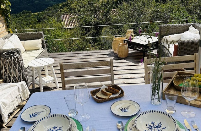 nature, art and gastronomy. Italian countryside hills