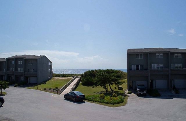 Near Oceanfront Condo at Tar Landing Villas - Adjacent to Ft Macon State Park