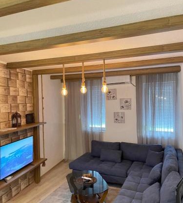 Nessi Apartment