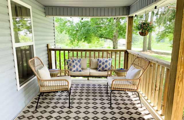 Nestled atop Lookout Mountain, Pat’s Place can be your next getaway!