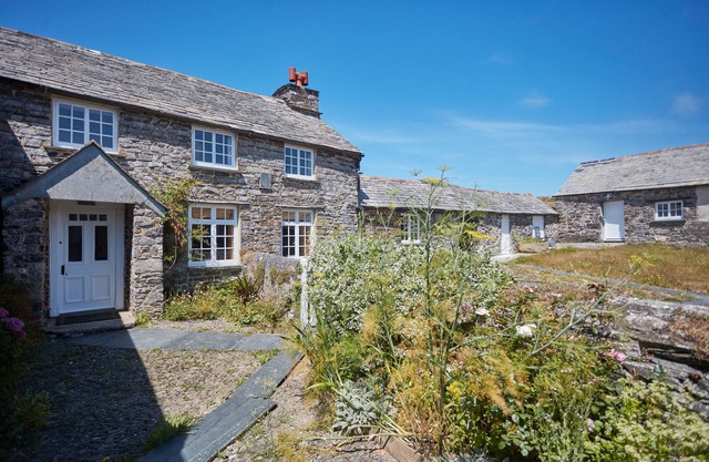 Nestled down just off the South West coast path, The North Wing of this beautiful old farmhouse is t