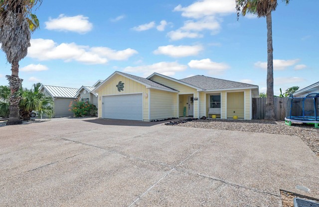 Nestled in downtown Port Aransas and just minutes from the beach