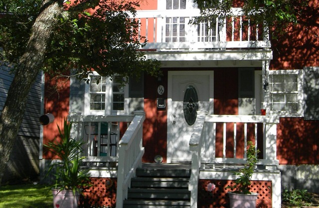 Nestled in Hill Country- Minutes from multiple attractions
