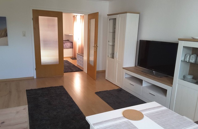 Neu Renovierte, Freundliche und Zentral Gelegene Ferienwohnung mit Wintergarten